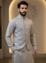 Modern Fit Waistcoat Stylish Traditional Look - Image 3